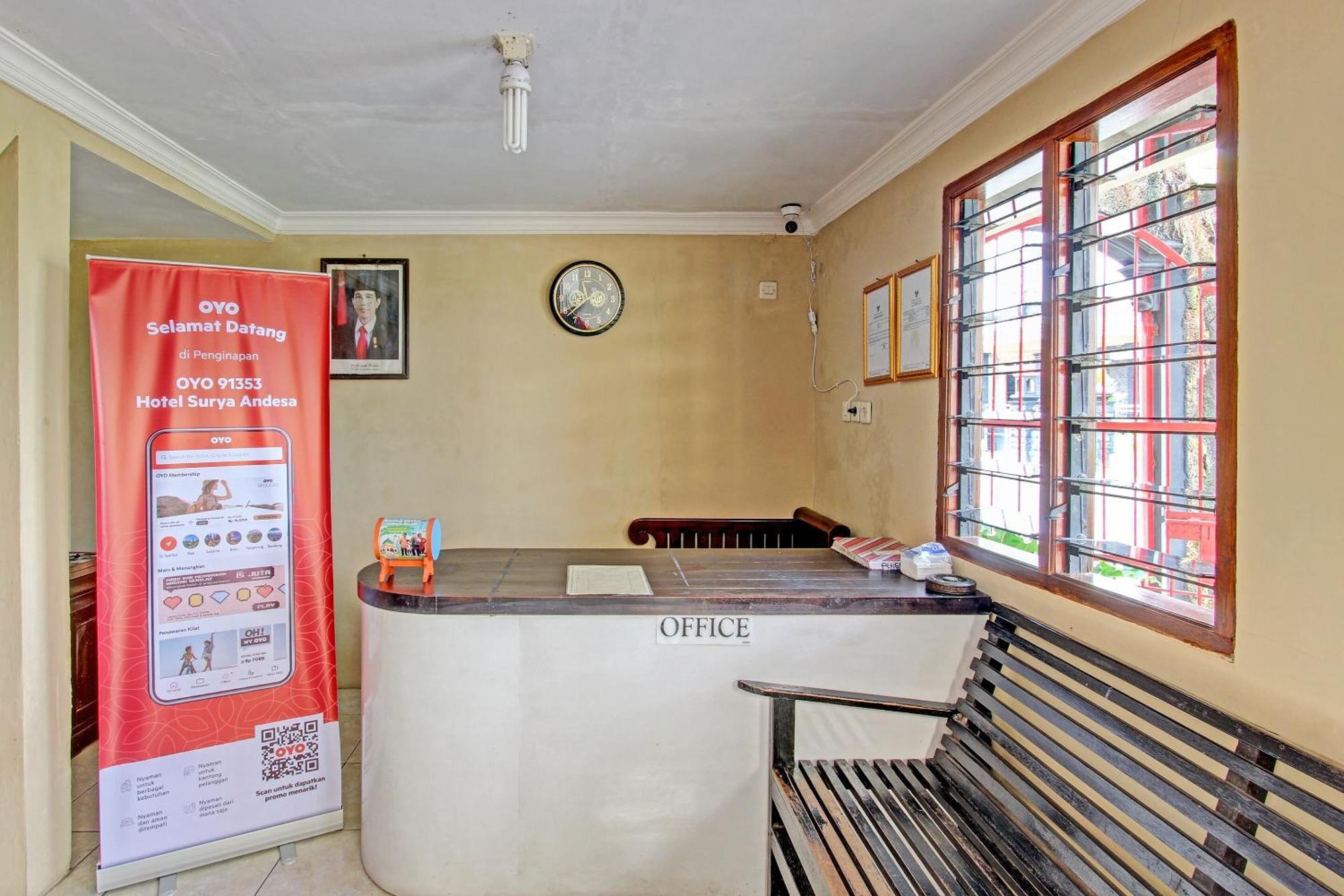 Oyo 91353 Hotel Surya Andesa Klaten 外观 照片