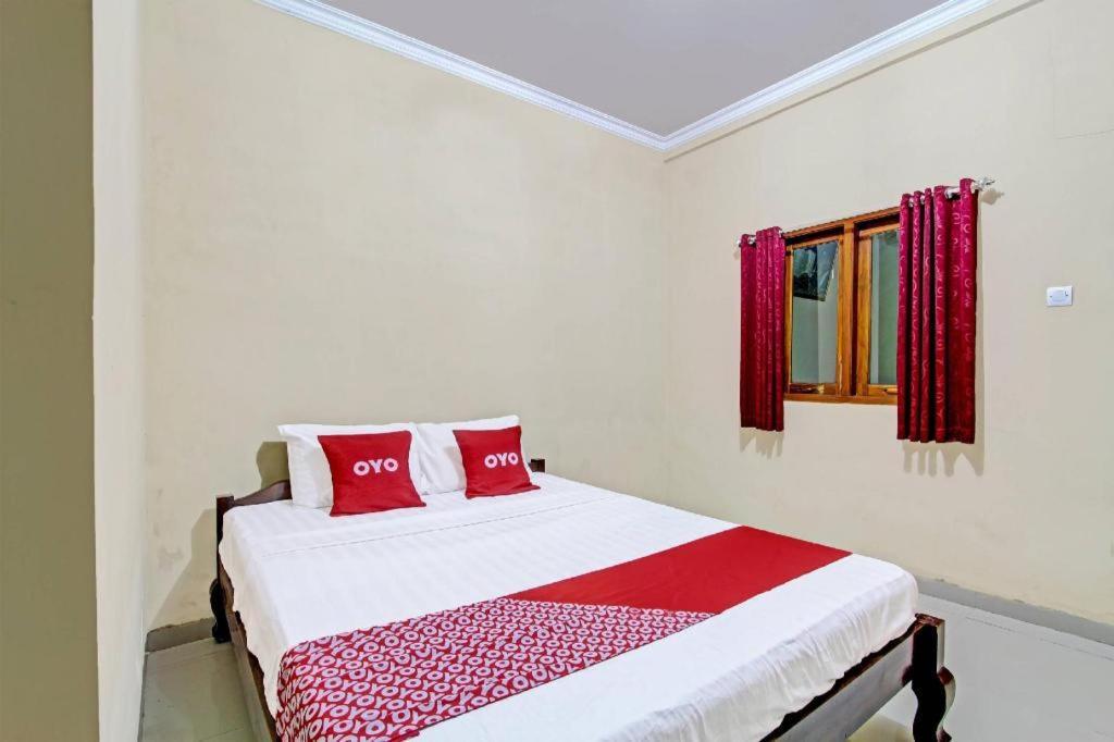 Oyo 91353 Hotel Surya Andesa Klaten 外观 照片