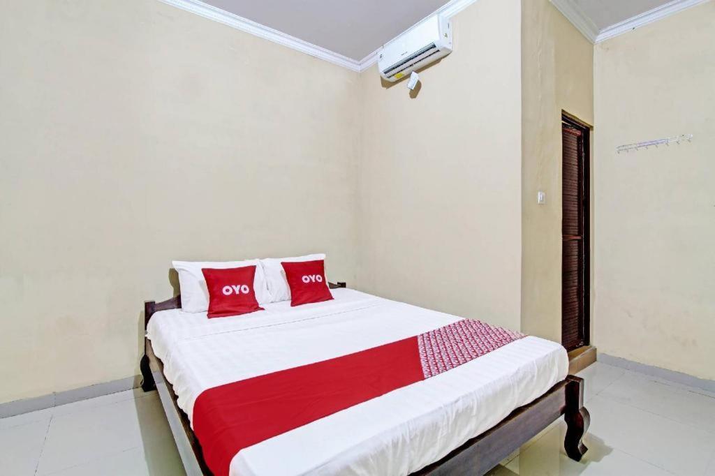 Oyo 91353 Hotel Surya Andesa Klaten 外观 照片