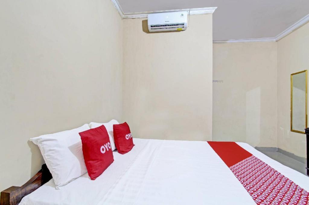 Oyo 91353 Hotel Surya Andesa Klaten 外观 照片